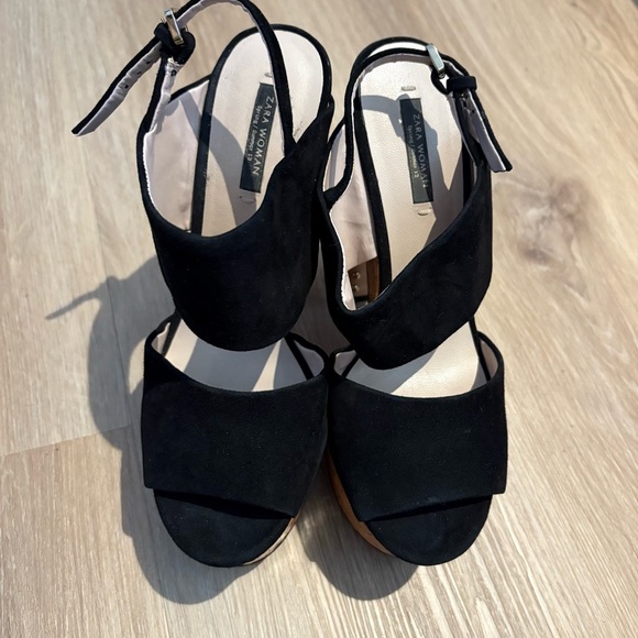 Zara Woman Black Suede Cork Platform Heels Studded Block Heel Sandals Size EU 39 - Picture 2 of 6